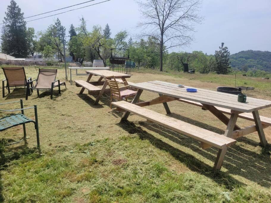 Campground At Sequoia Mountain Farms - Bring Your Own Tent Or Rv - No Bedrooms Or Beds Provided Miramonte 外观 照片