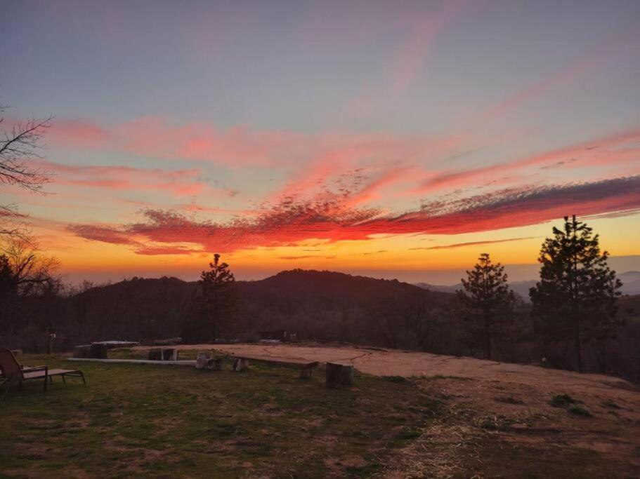 Campground At Sequoia Mountain Farms - Bring Your Own Tent Or Rv - No Bedrooms Or Beds Provided Miramonte 外观 照片